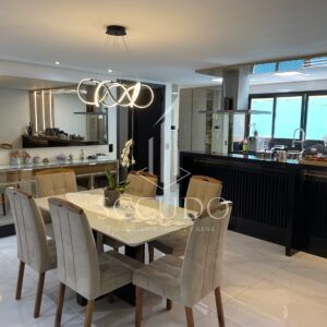 Lindo Sobrado à Venda em Itaquaquecetuba – Espaço, Segurança e Conforto para Sua Família!